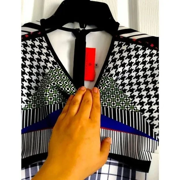 Multicolor Scuba Sleeveless Night Out Dress​​​ - Picture 3 of 3